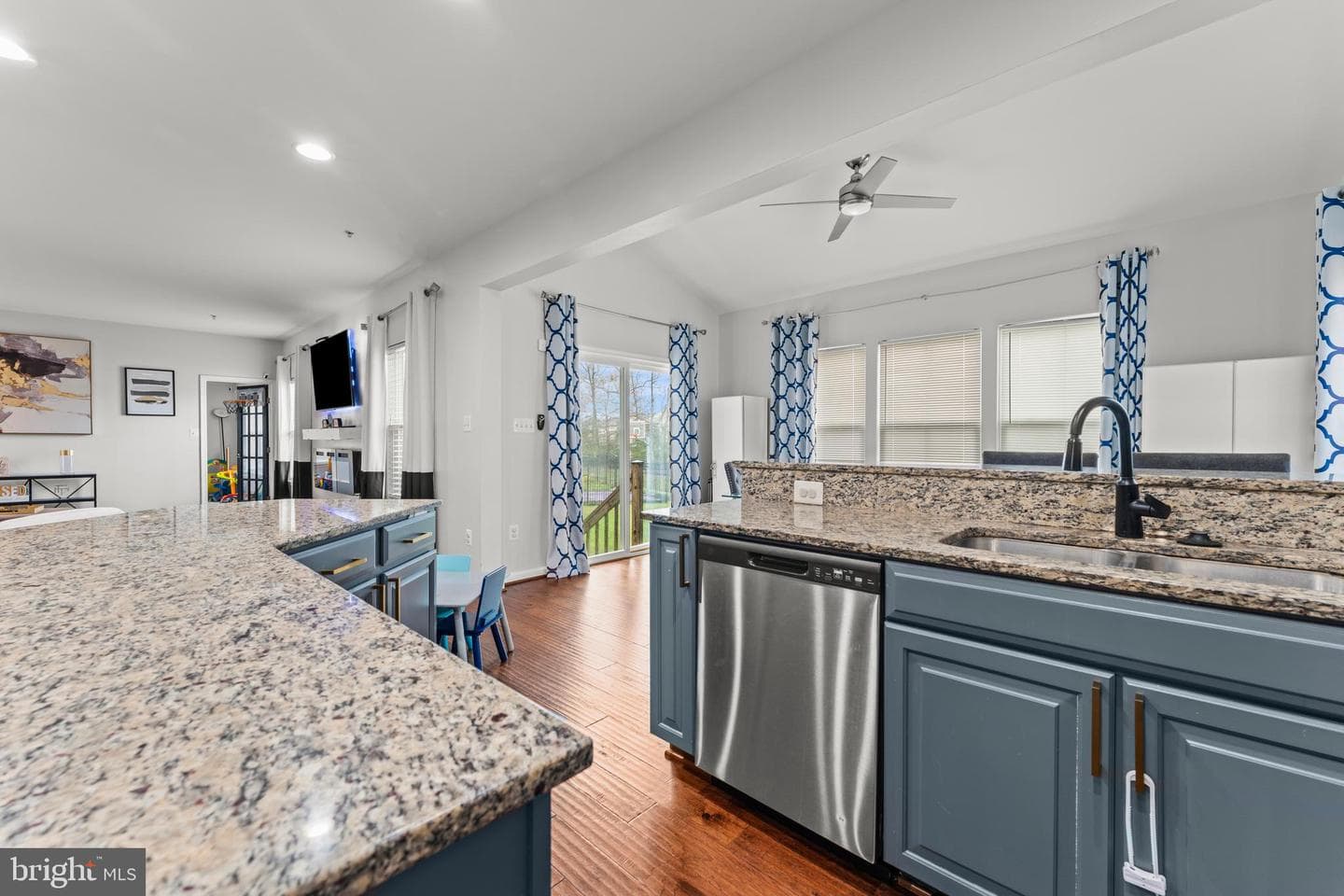 3433 Linden Grove Drive photo 11