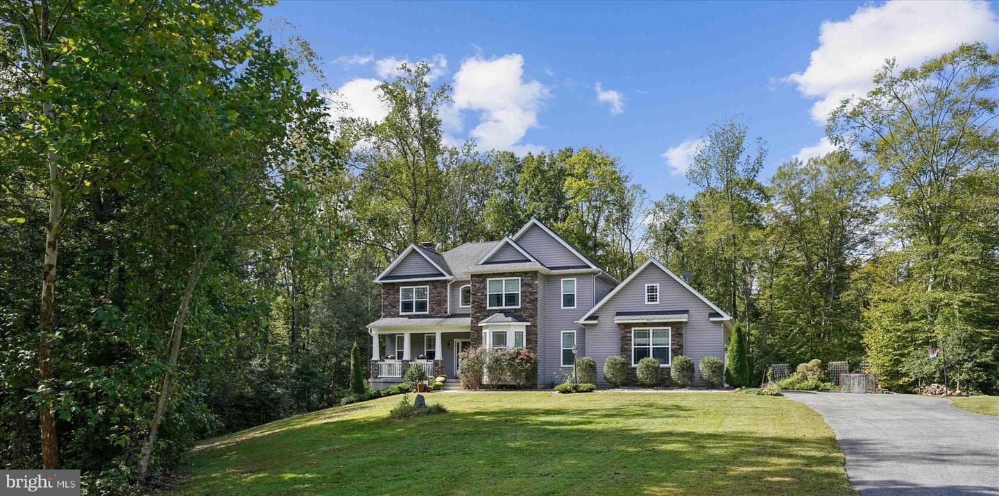 9431 Yawkey Place photo 3