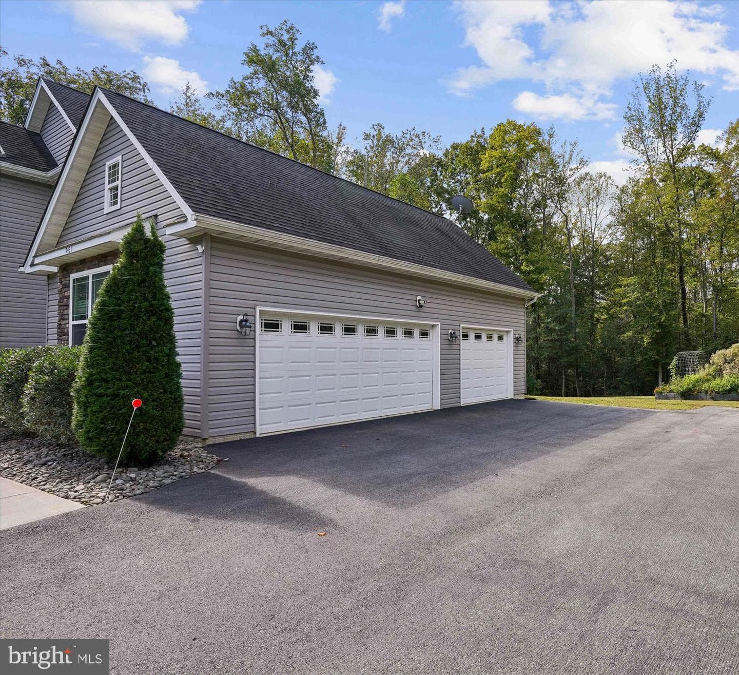 9431 Yawkey Place photo 5