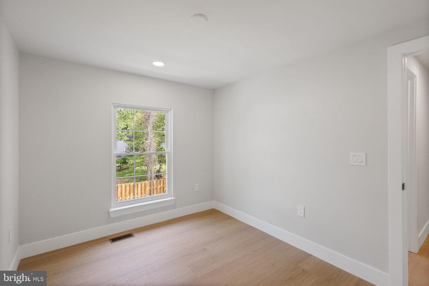 1761 Brightwell Court photo 28