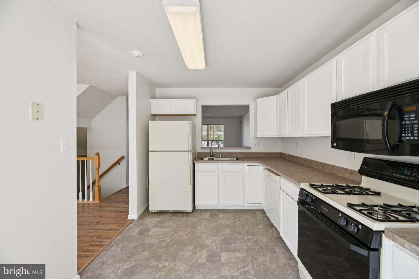 8421 Gauntlet Place photo 18