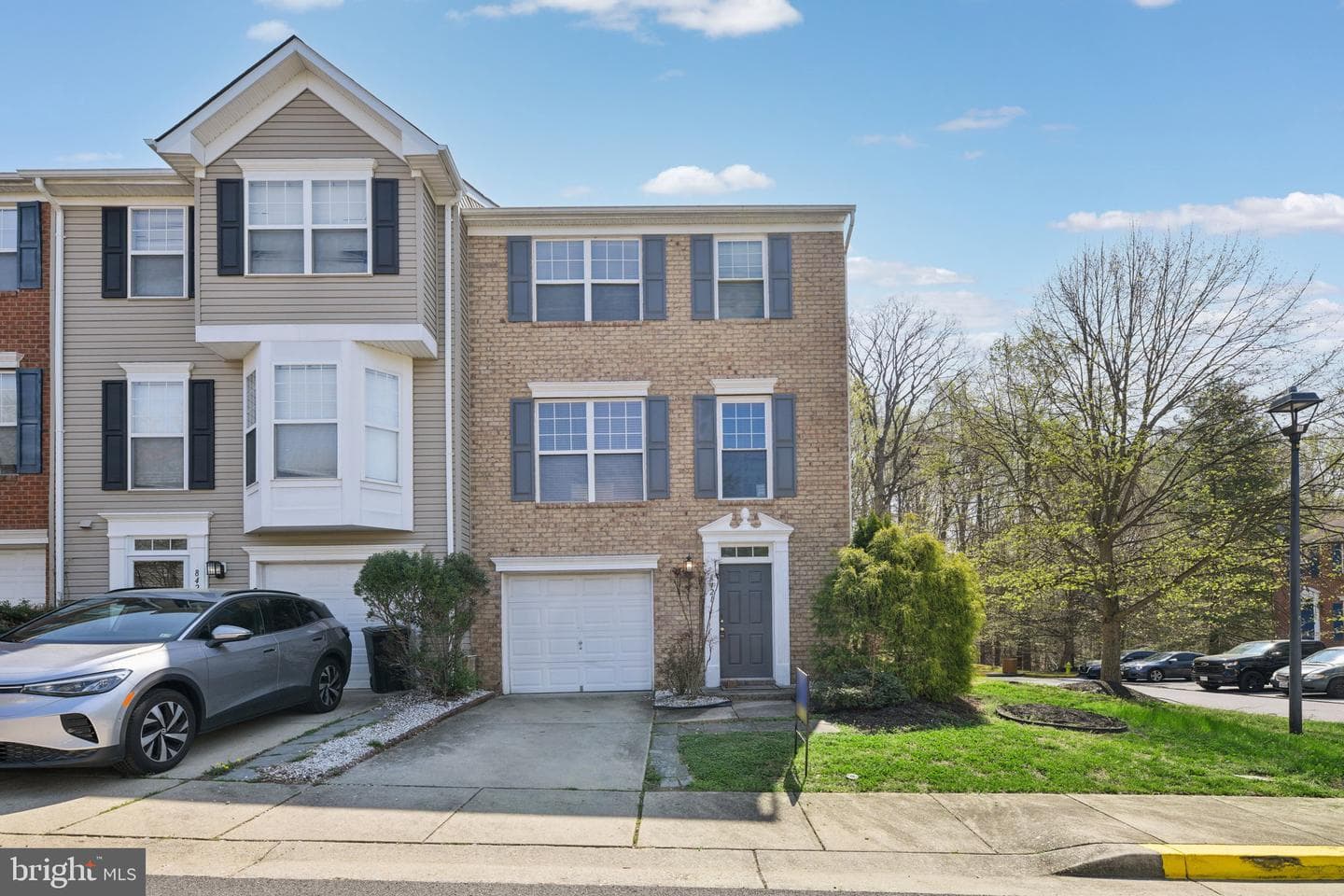 8421 Gauntlet Place photo 2