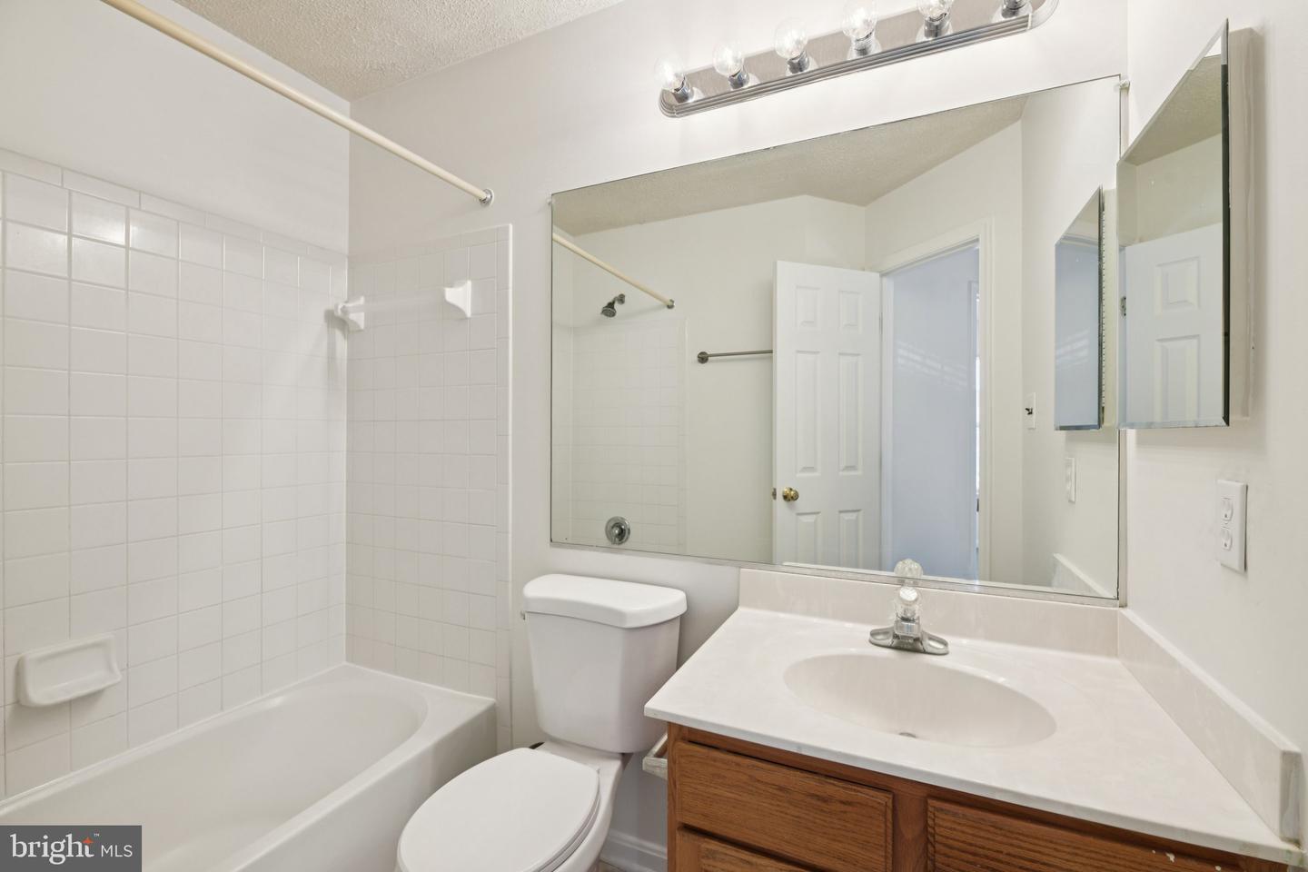 8421 Gauntlet Place photo 34
