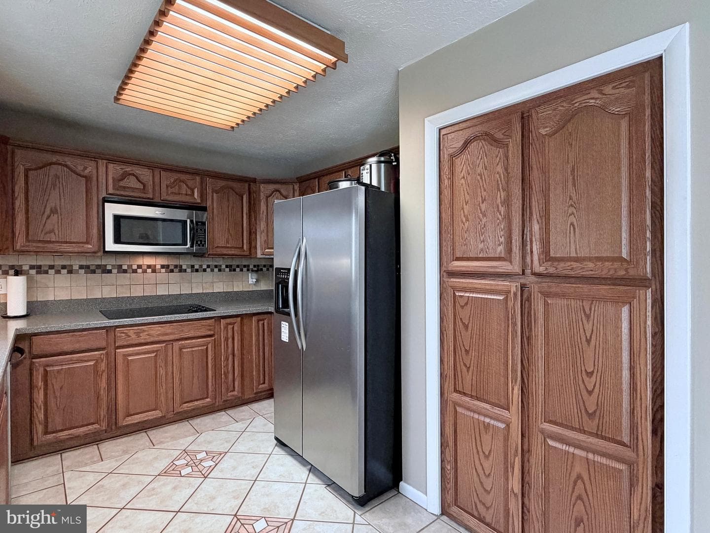 9486 Canary Drive photo 32