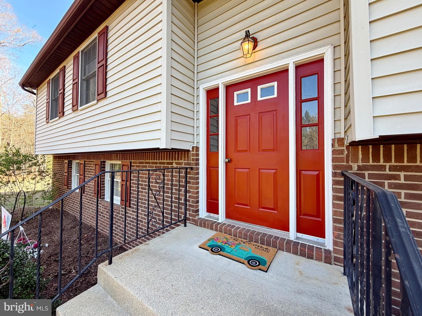 9486 Canary Drive photo 6
