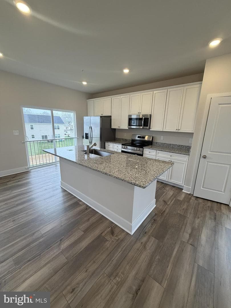 5511 Aberdeen Place photo 4