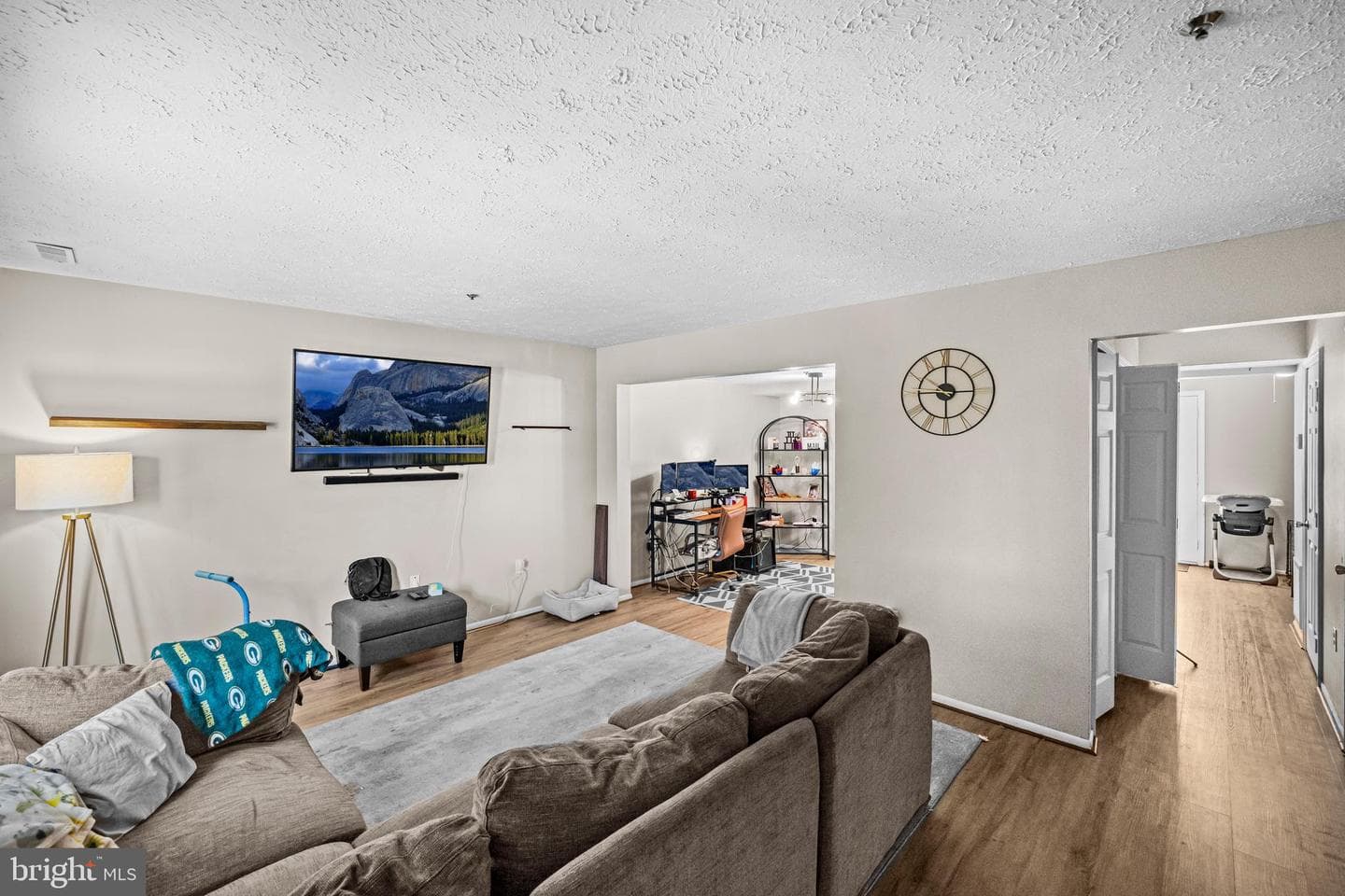 5818 Springfish Place photo 2