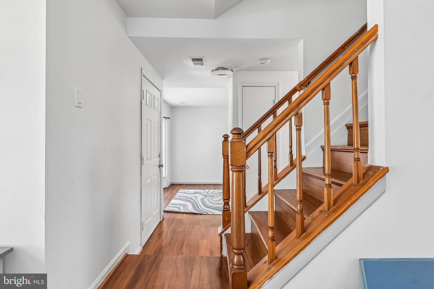 4231 Mockingbird Circle photo 5