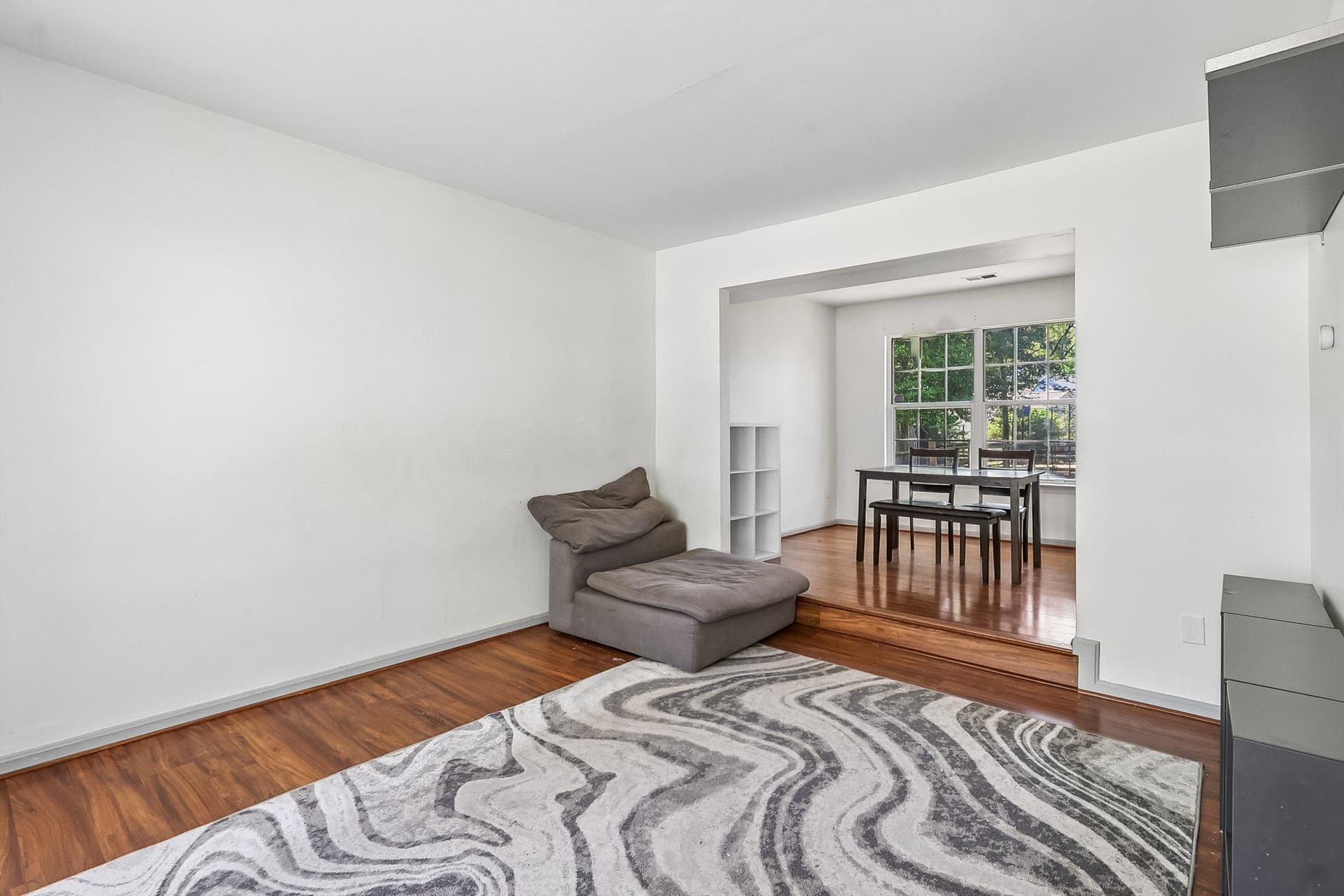 4231 Mockingbird Circle photo 6