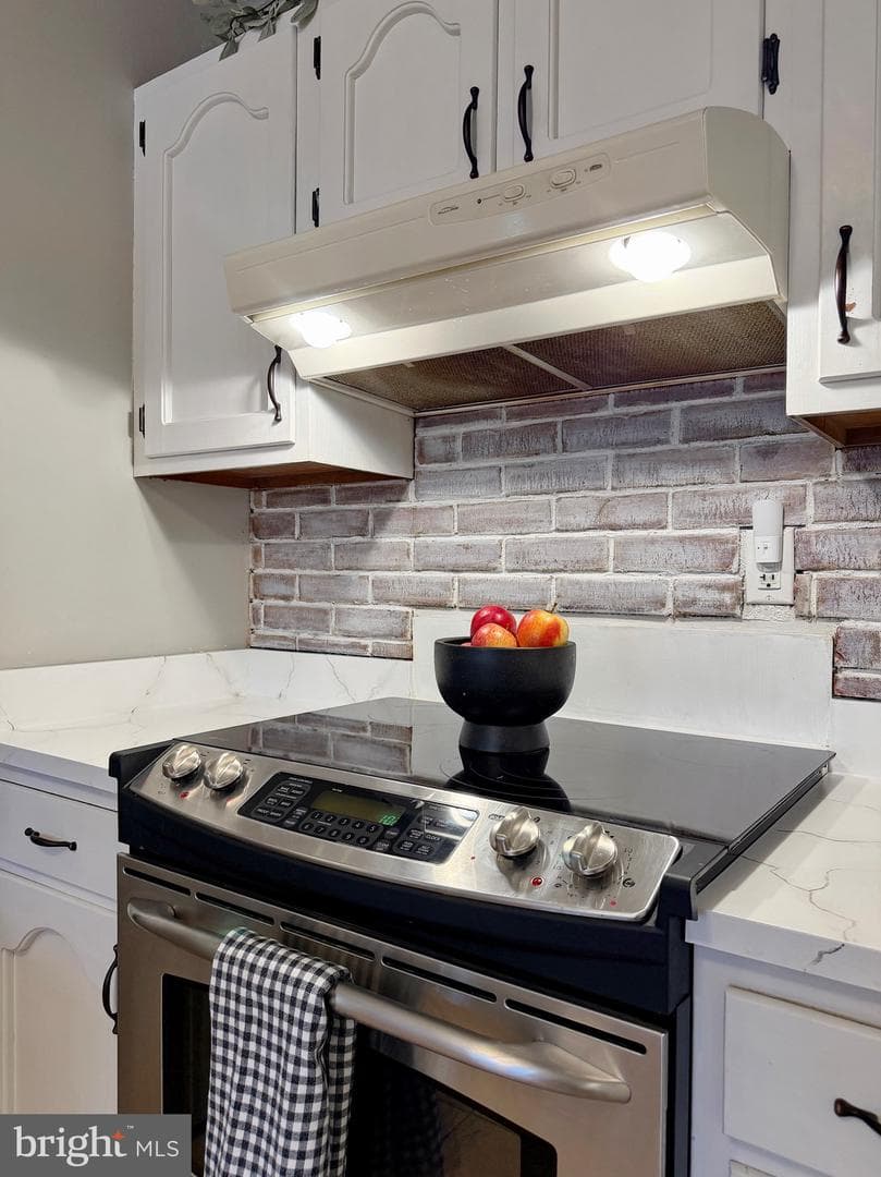 10322 Charles Street photo 15