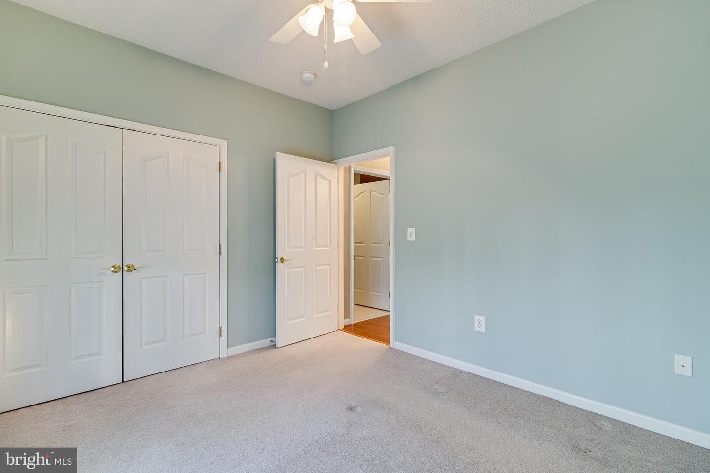 131 Hawthorne Greene Circle photo 30