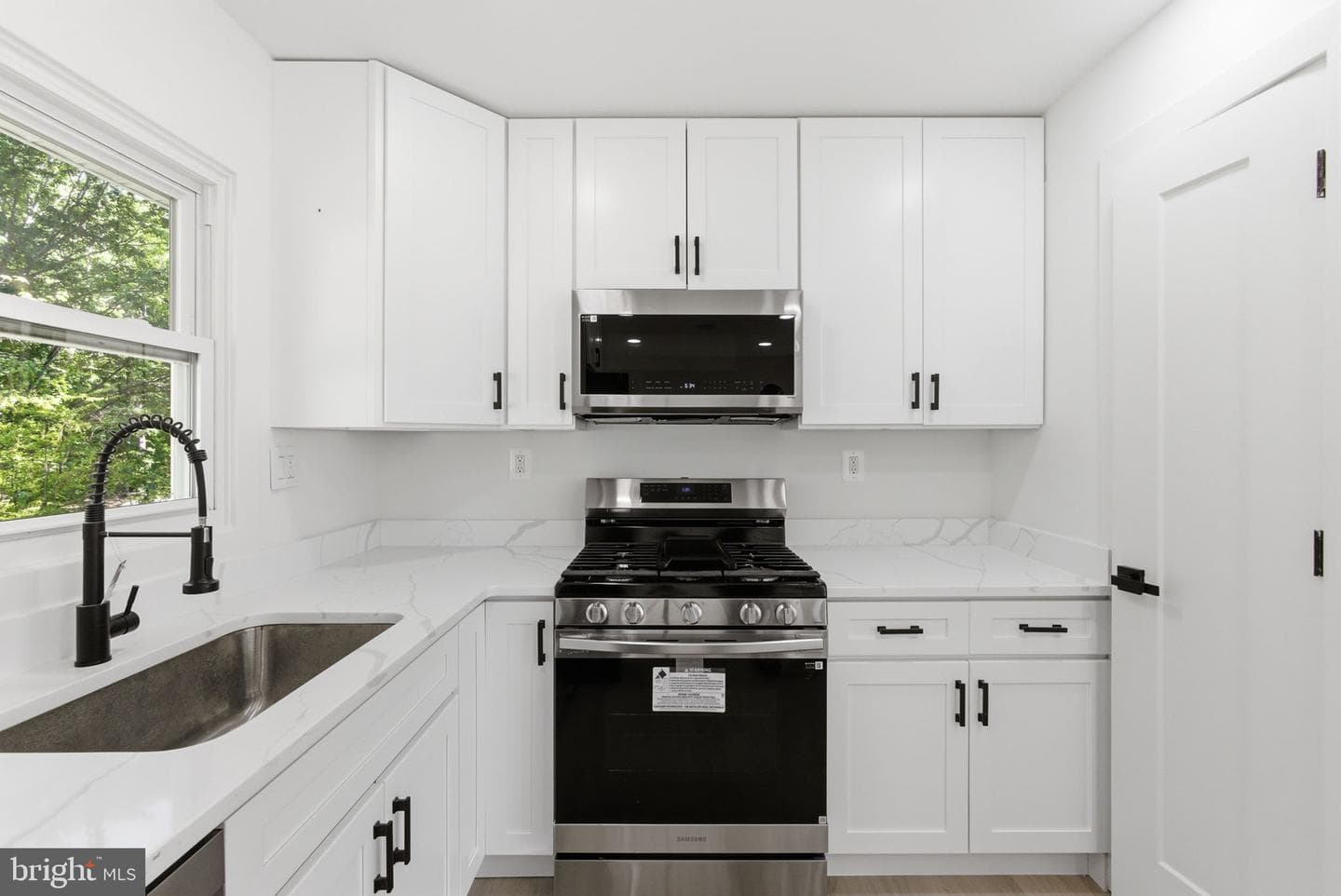 50 Garner Avenue photo 13