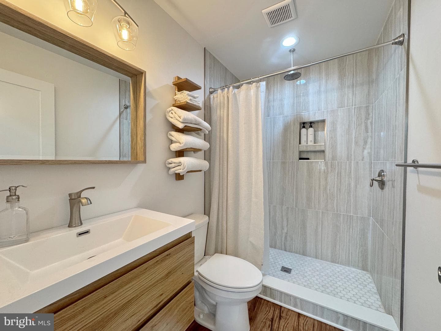 15445 Potomac River Drive photo 34