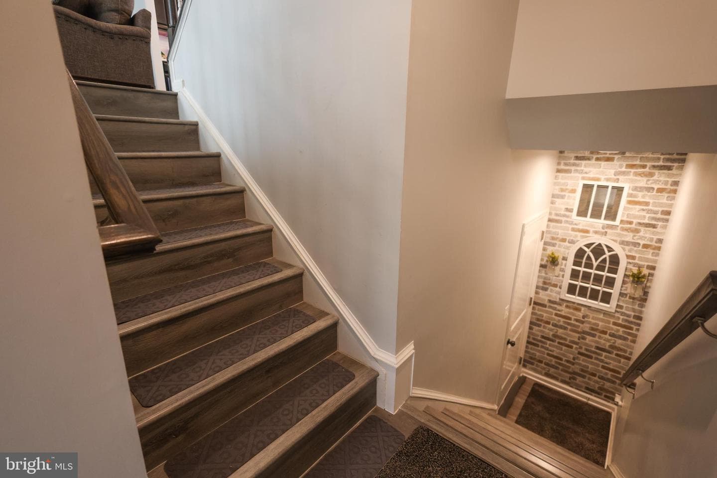 3756 Charterhouse Alley photo 6