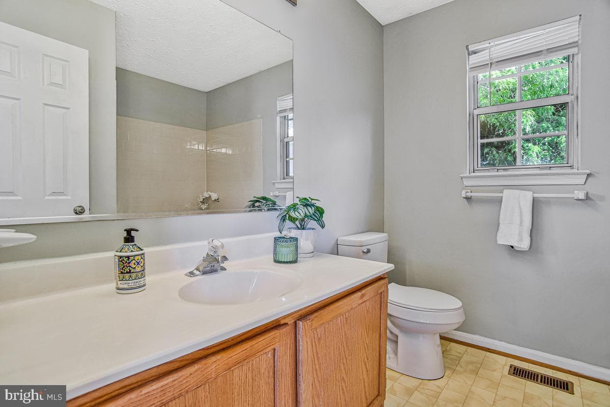 5302 Treefish Court photo 25