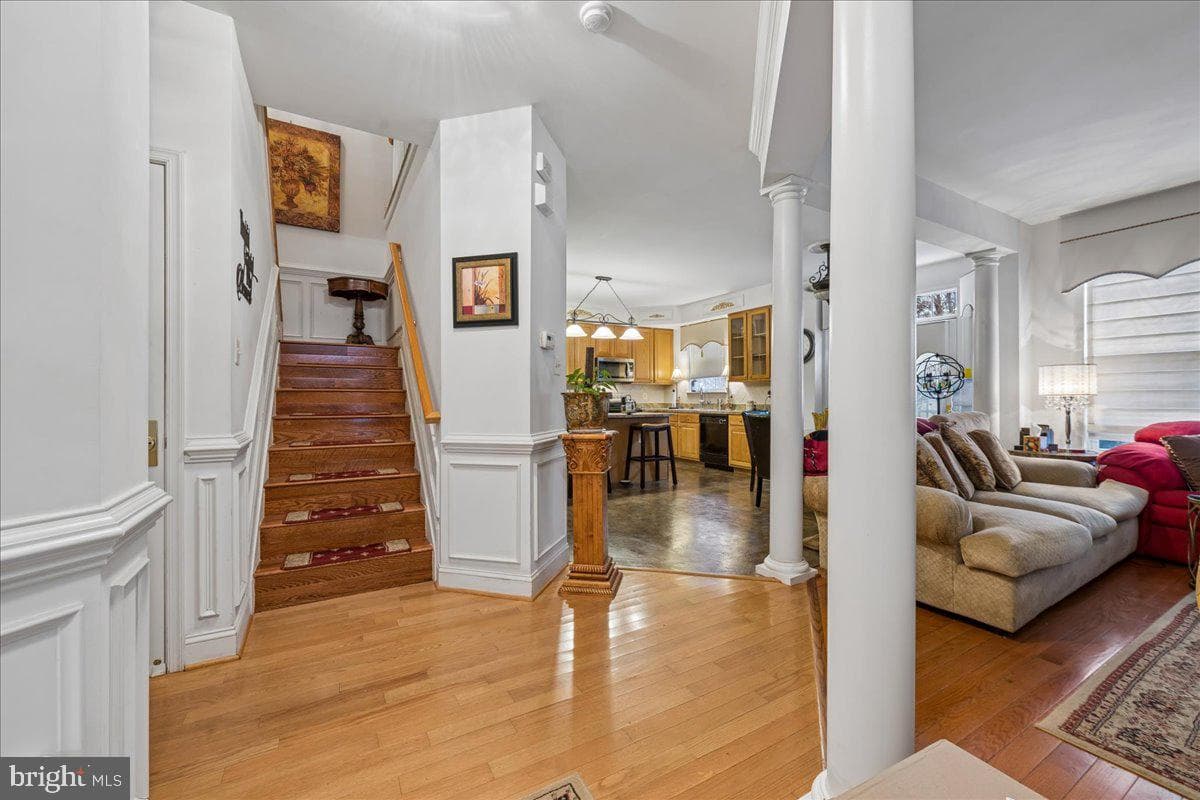 1011 Llano Drive photo 2