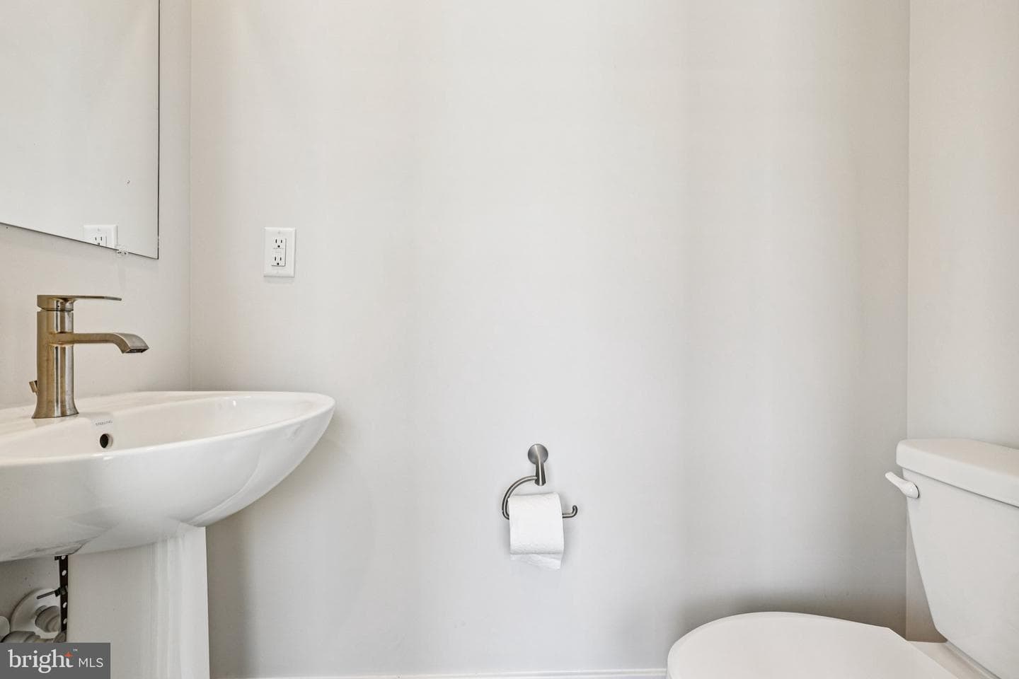 6929 Waterbury Place photo 16