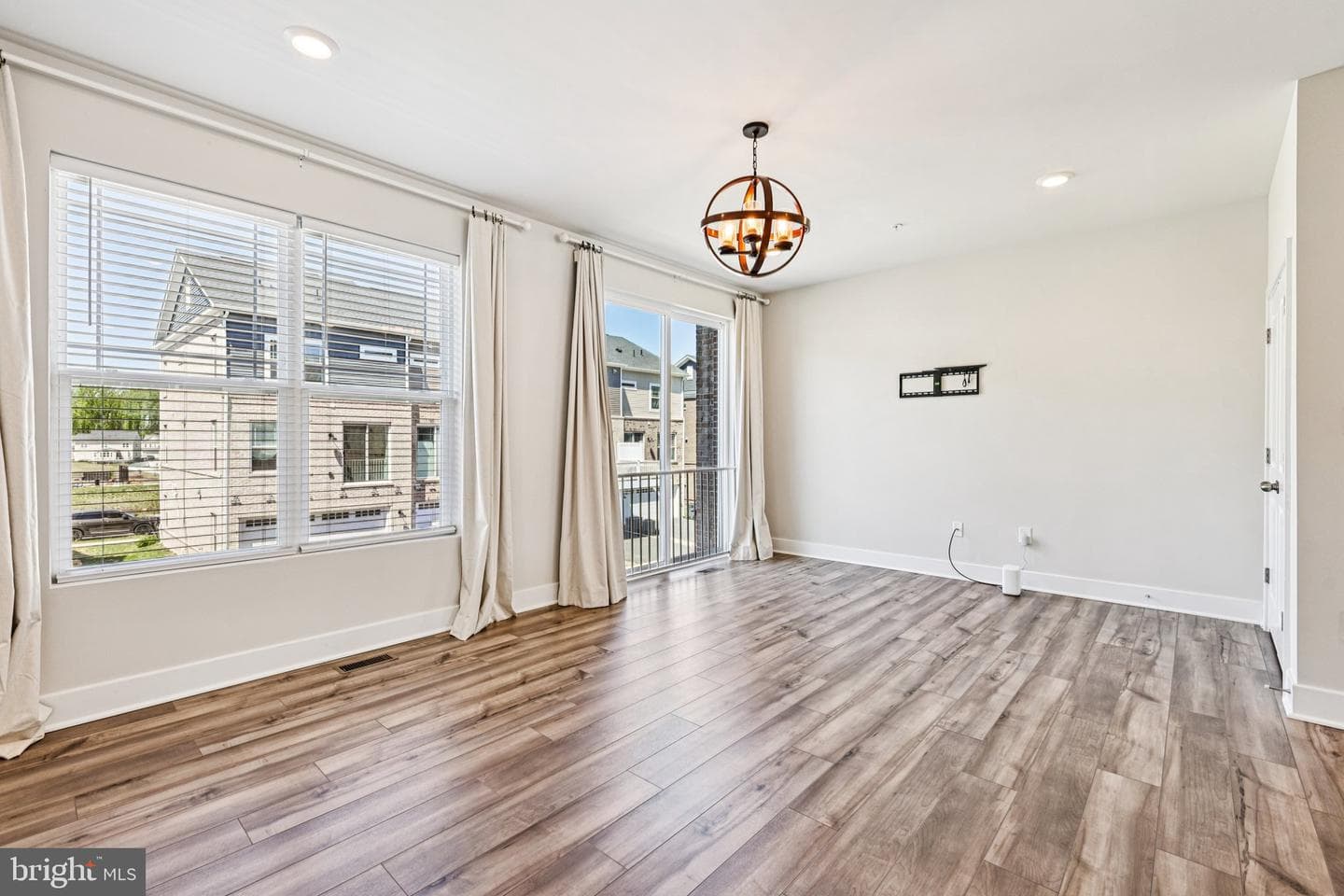 6929 Waterbury Place photo 26