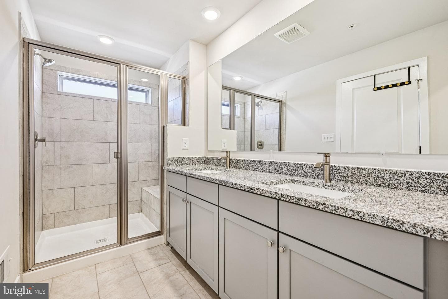 6929 Waterbury Place photo 37