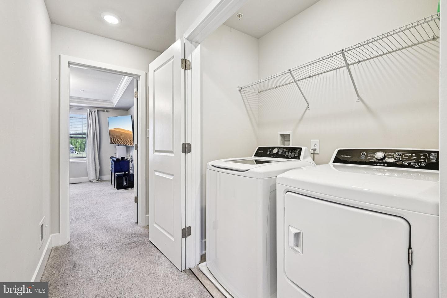 6929 Waterbury Place photo 39