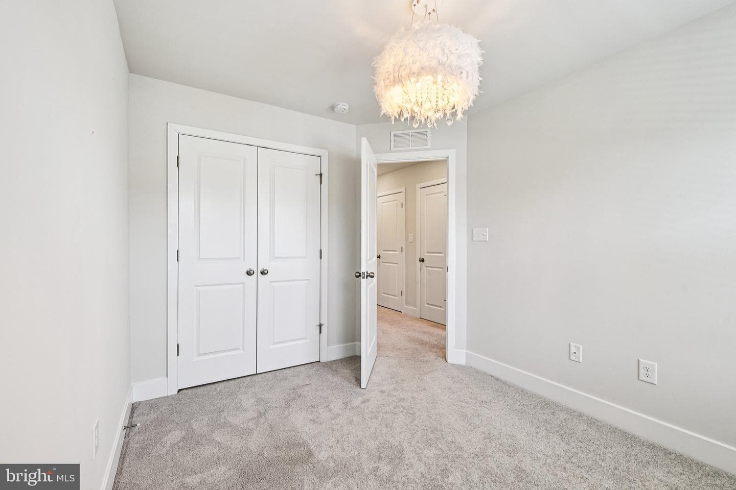 6929 Waterbury Place photo 43