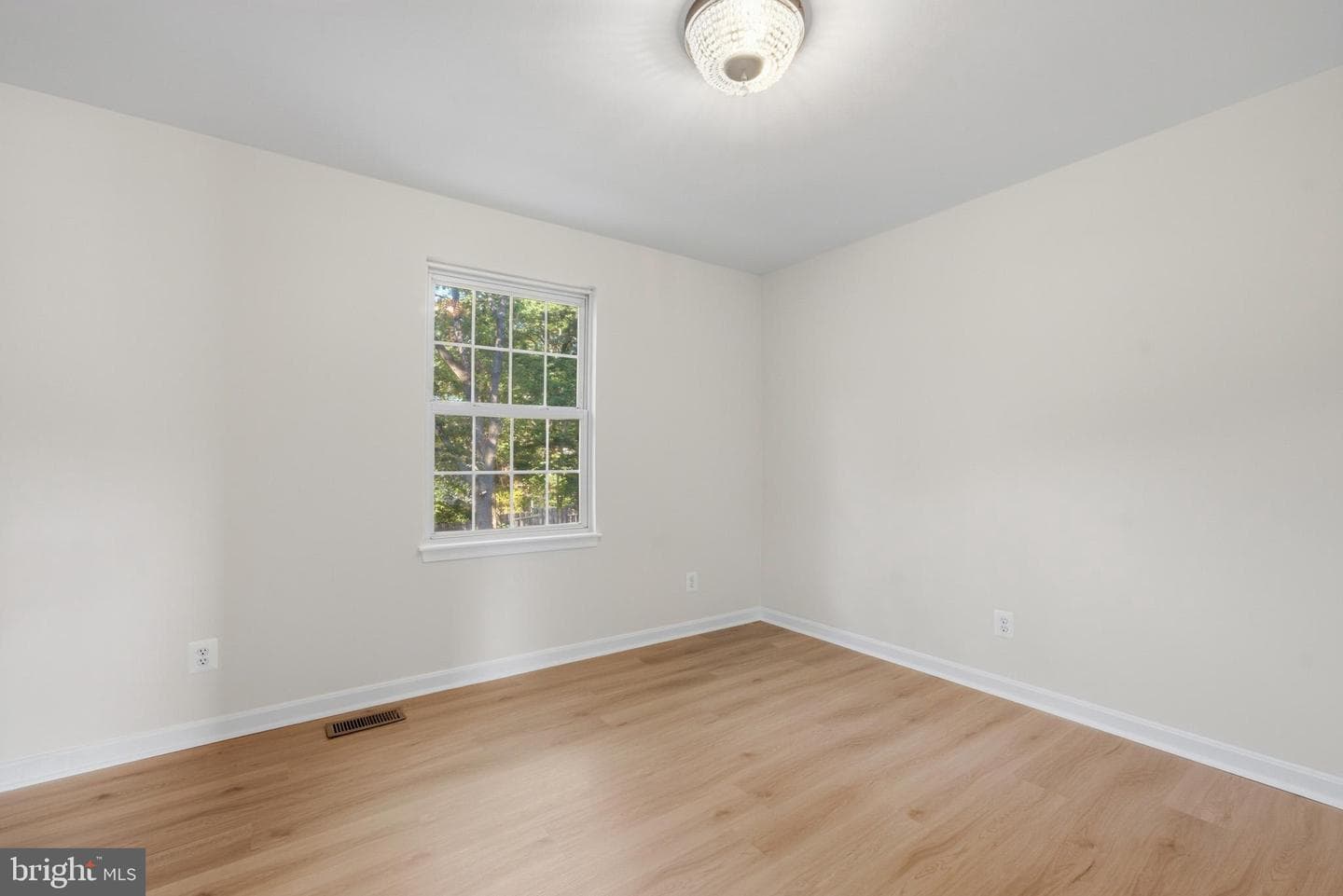 2760 Sun Valley Drive photo 31