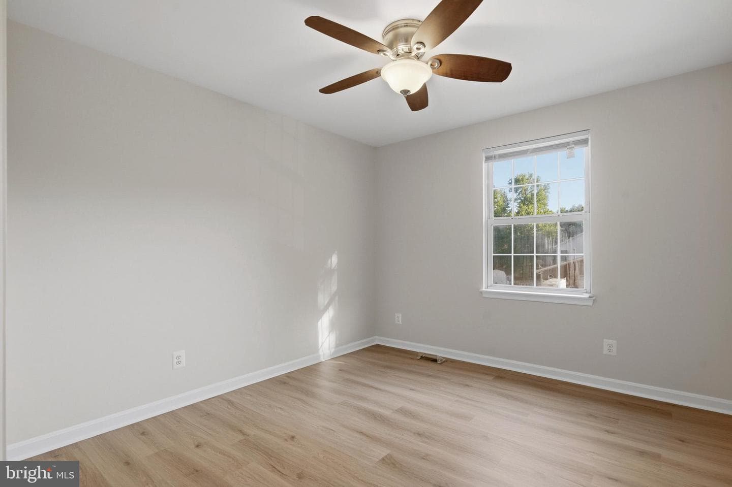 2760 Sun Valley Drive photo 32