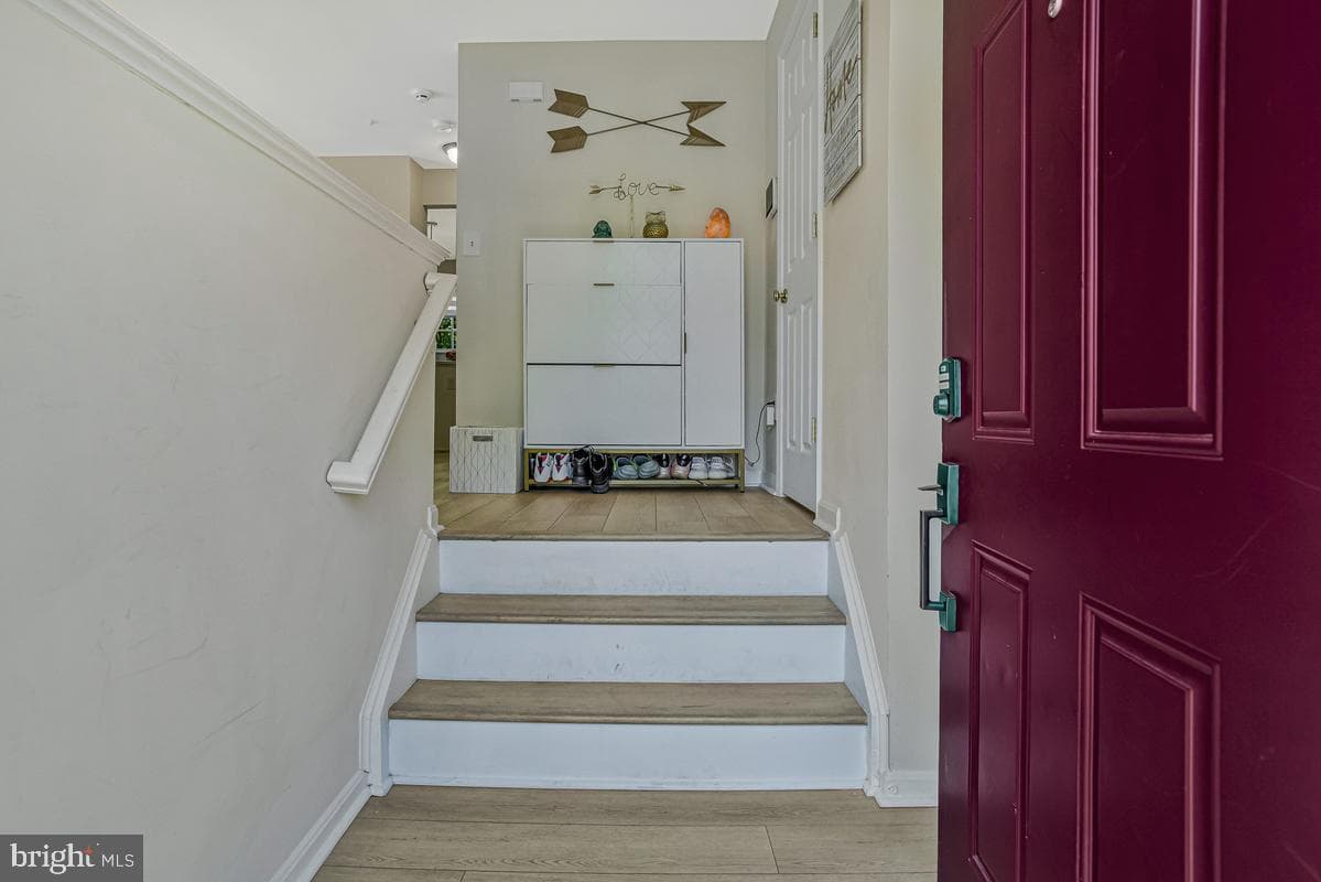2134 Racquet Place photo 5
