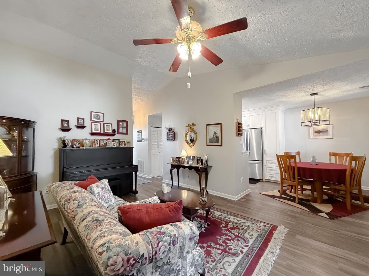 2299 Vine Hill Court photo 13