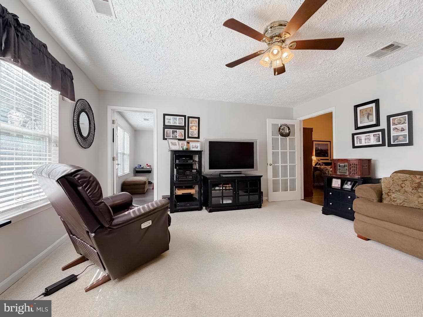 2299 Vine Hill Court photo 32