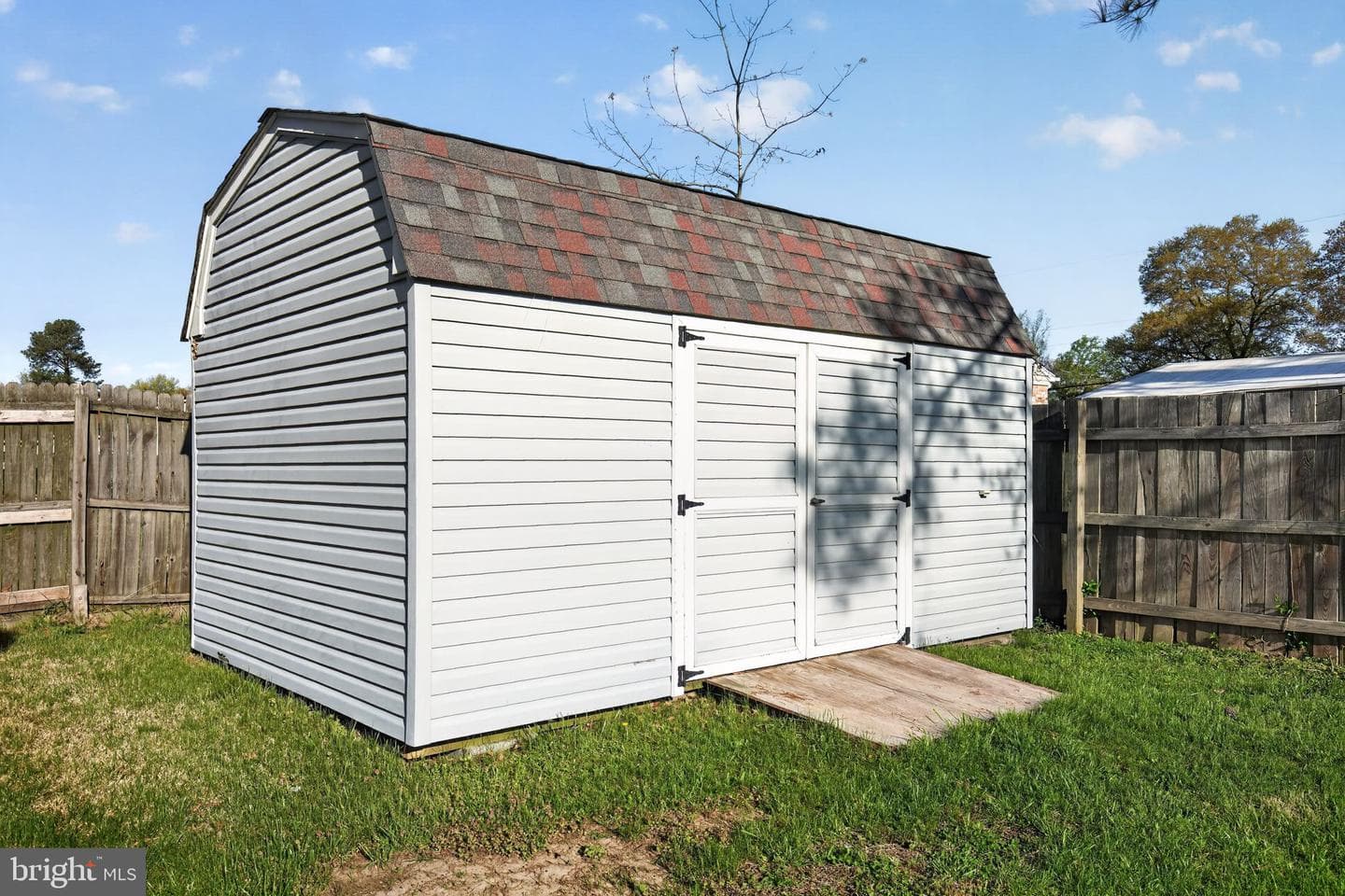 9017 Holly Avenue photo 32