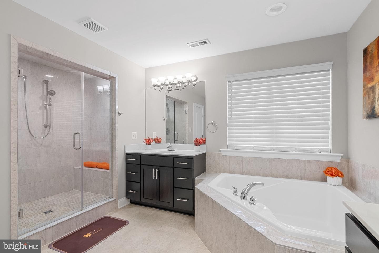 4554 Coachmans Path Court photo 20