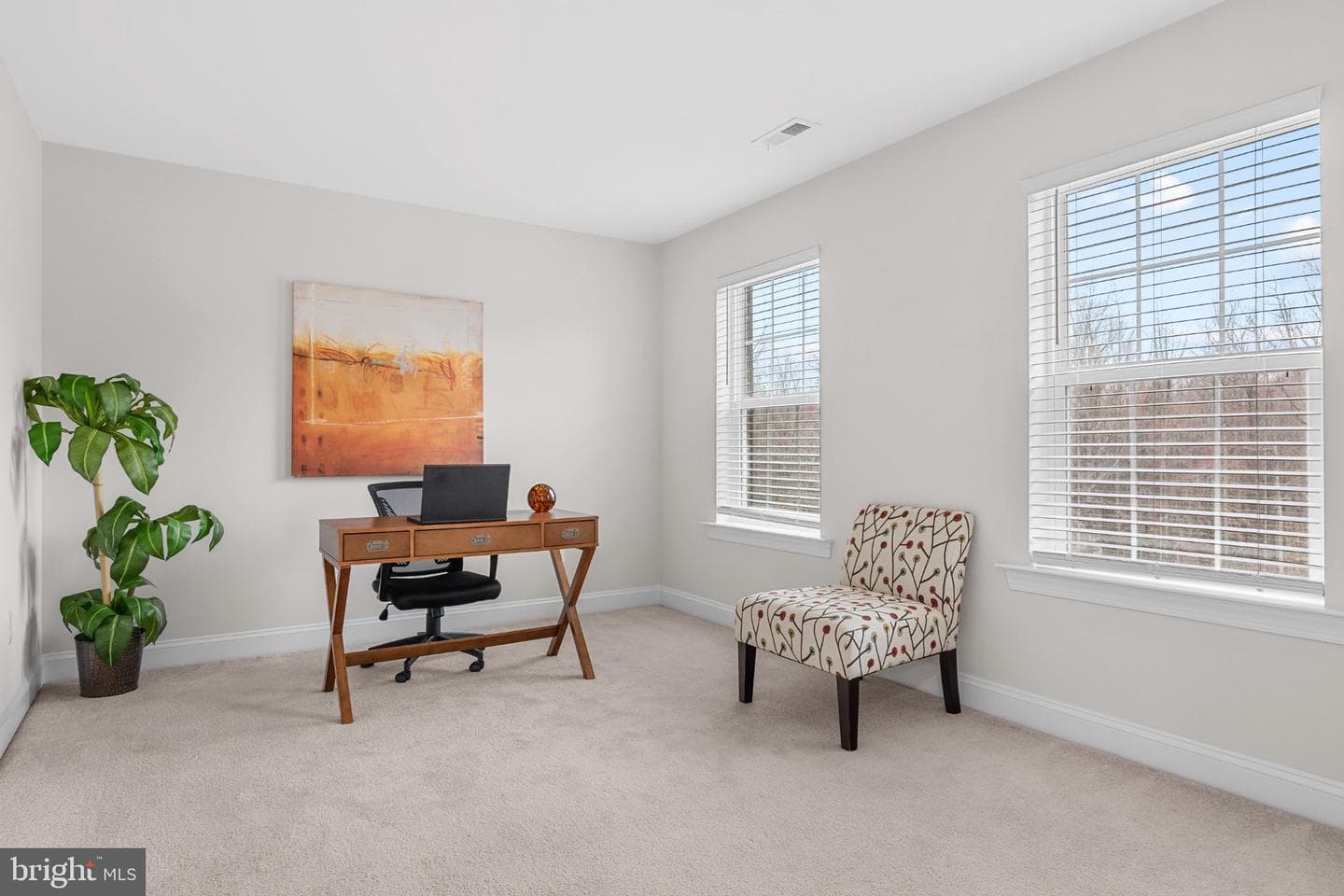 4554 Coachmans Path Court photo 22