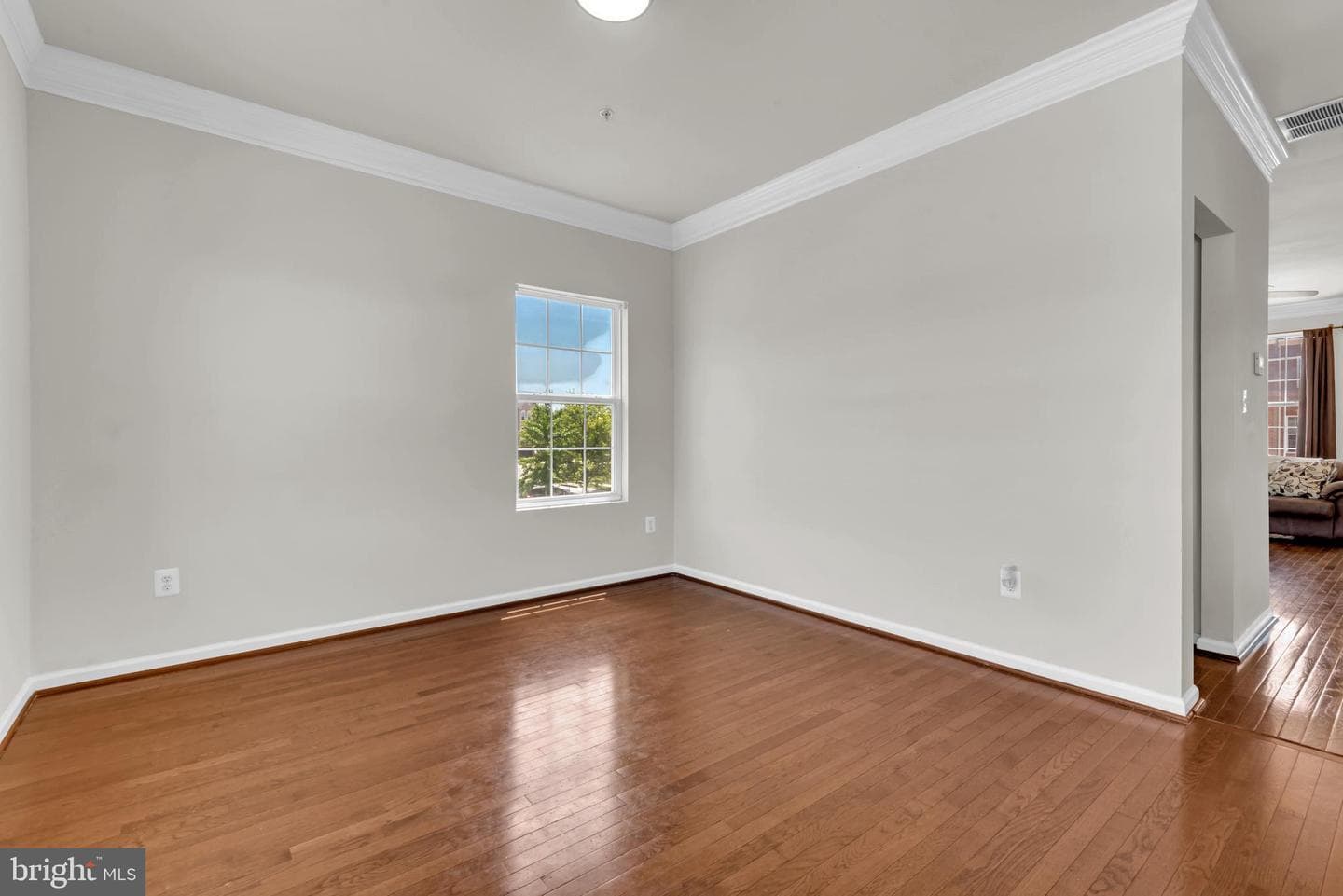 4935 Olympia Place photo 10