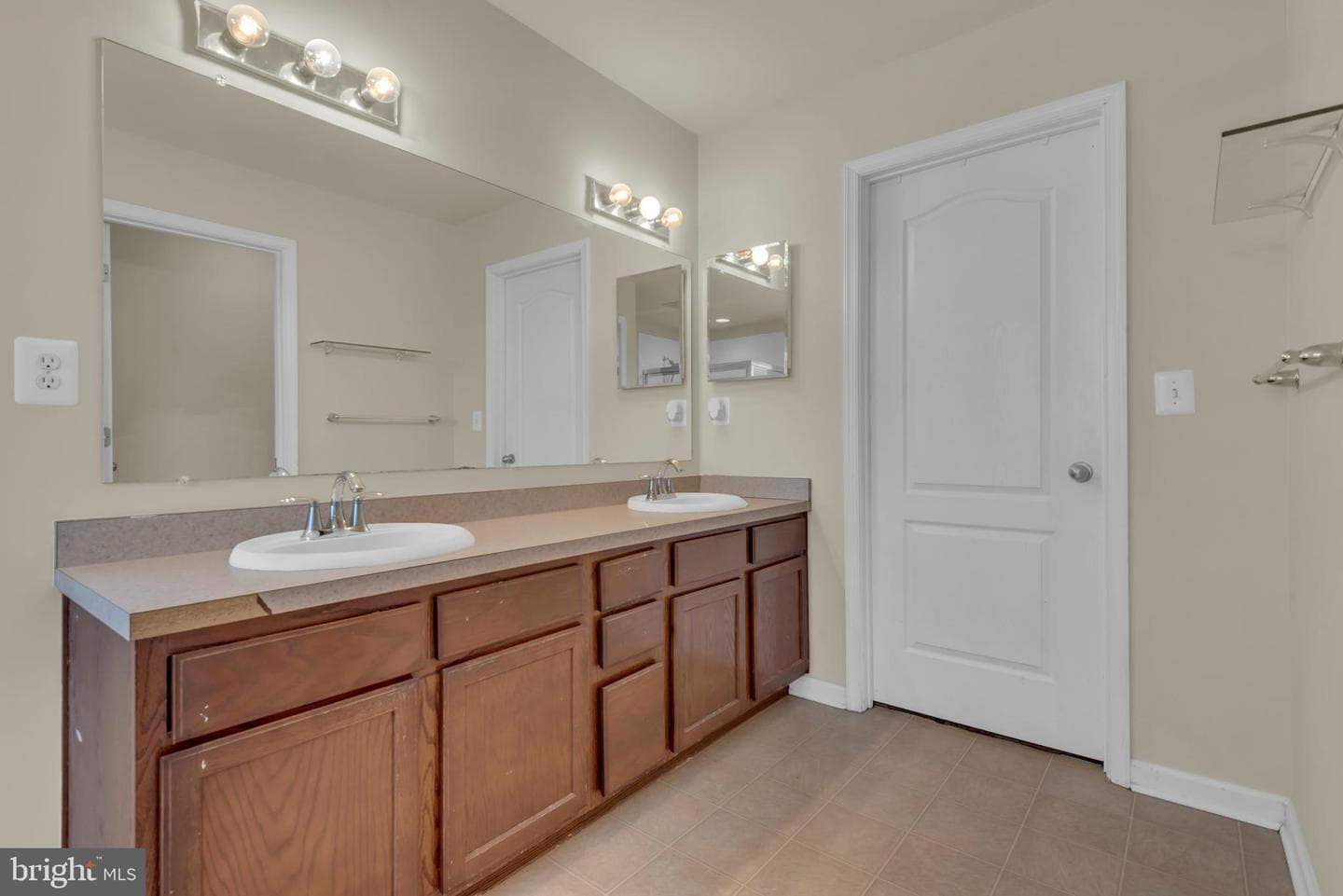 4935 Olympia Place photo 21