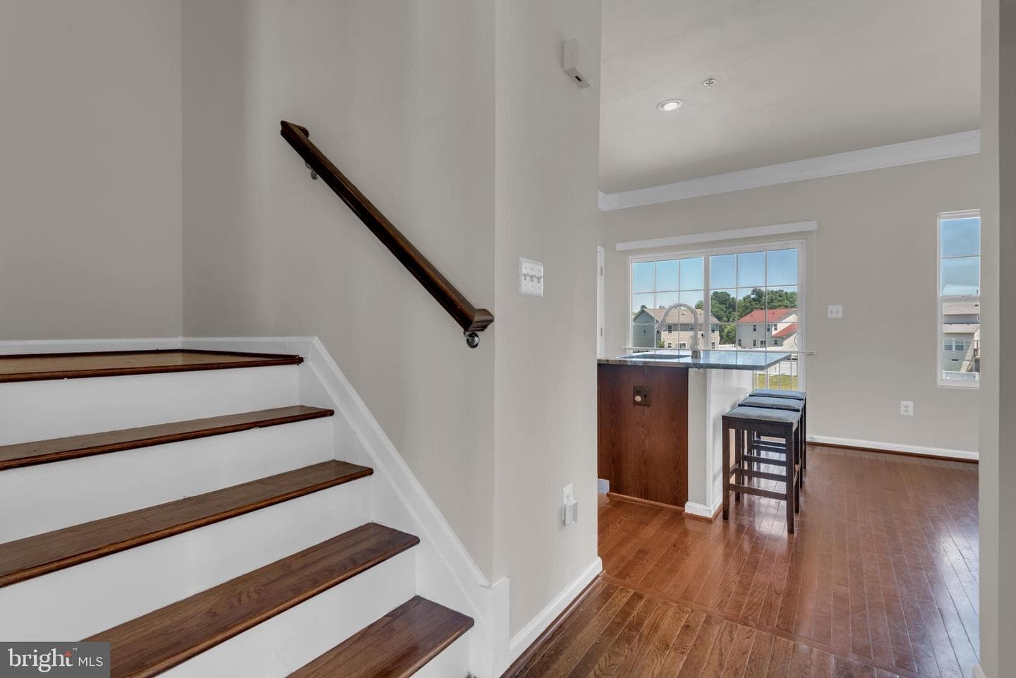 4935 Olympia Place photo 3