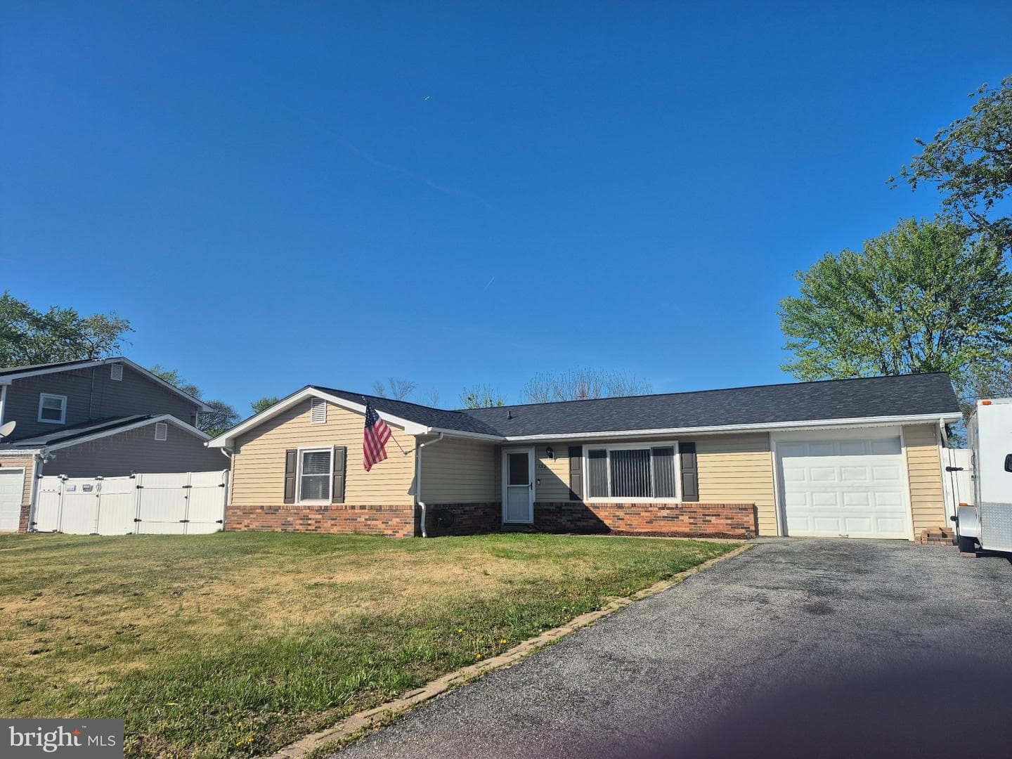 132 Garner Avenue photo 2