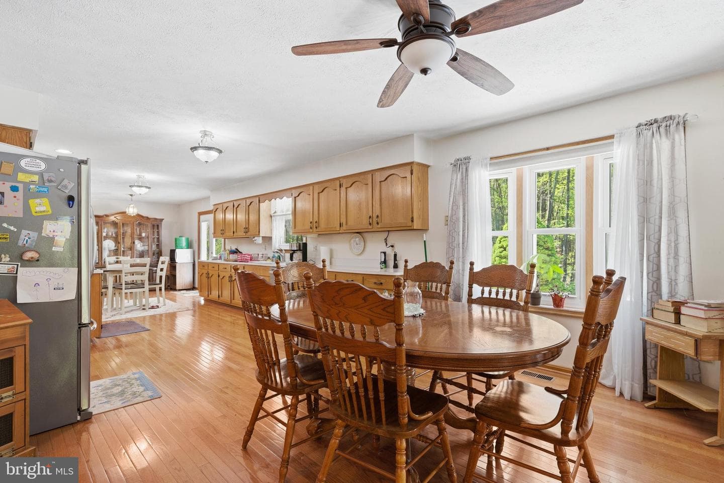 4465 Camelot Drive photo 28
