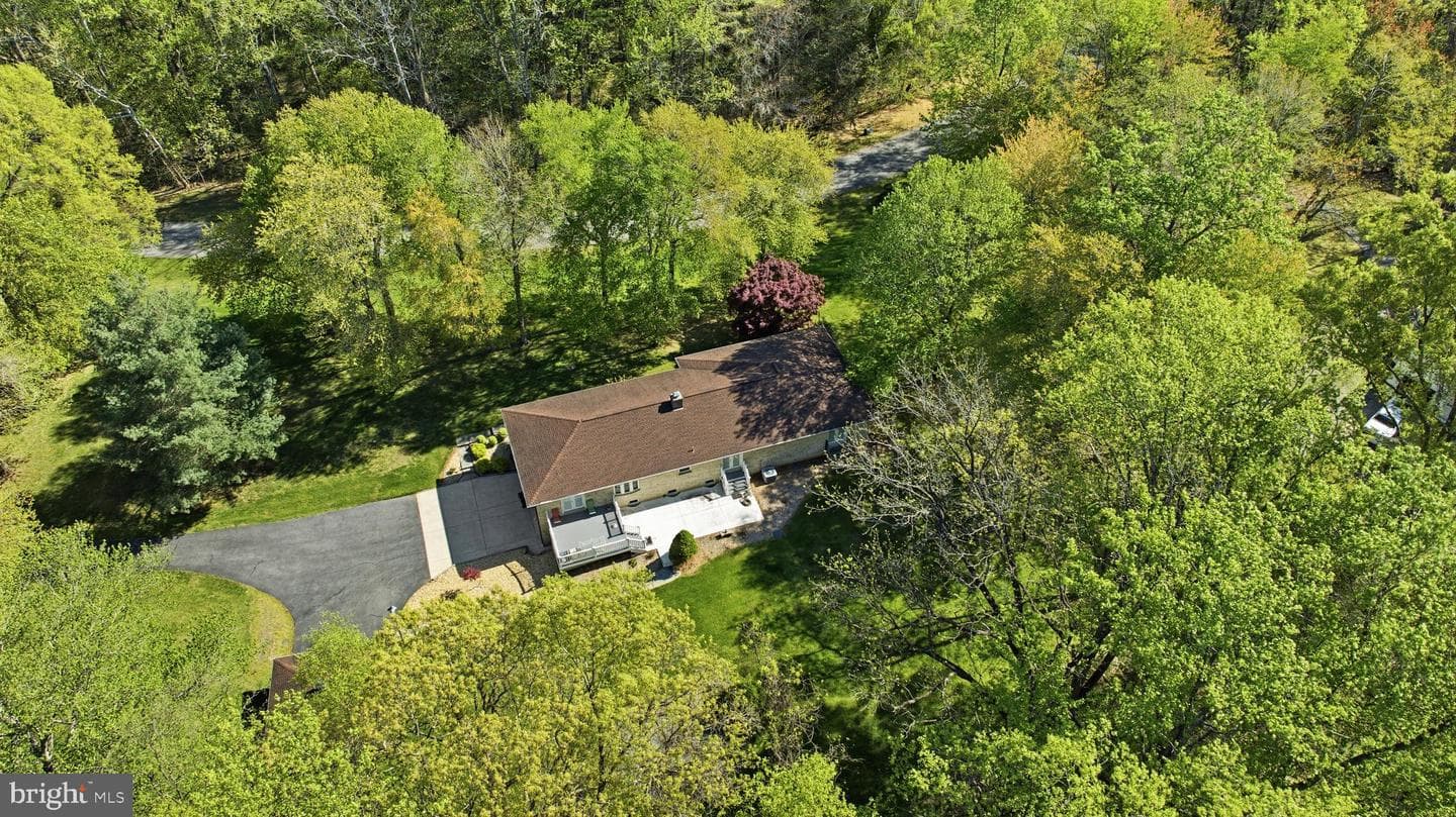 4465 Camelot Drive photo 59