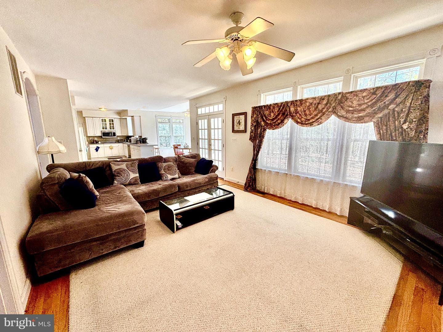 6545 Chelsea Way photo 14
