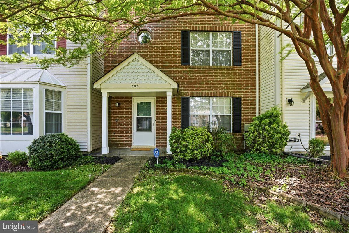 6071 Red Squirrel Place photo 4