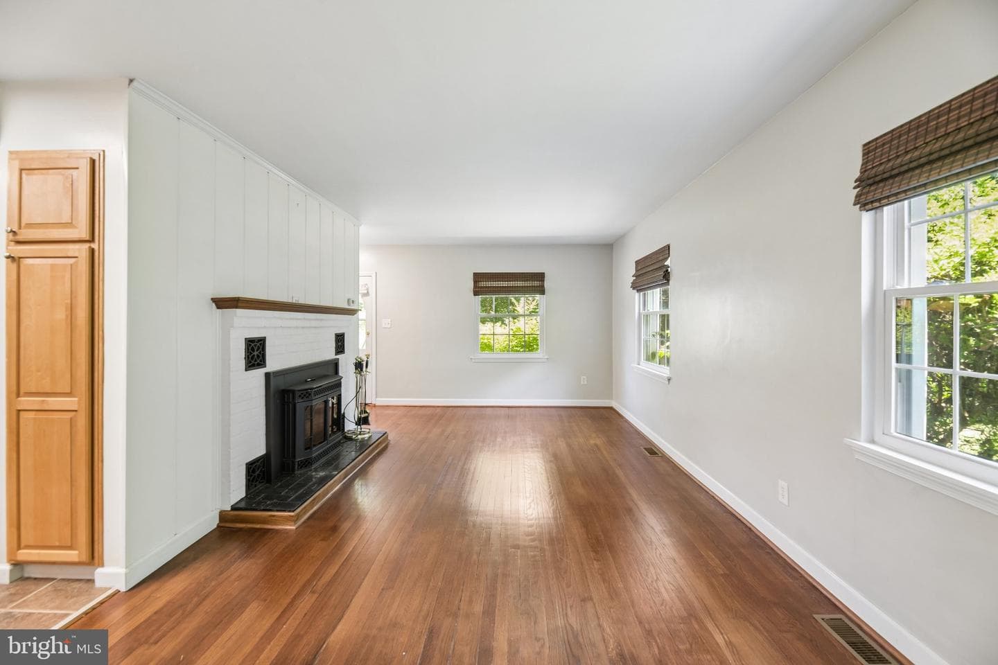 907 Charles Street photo 6