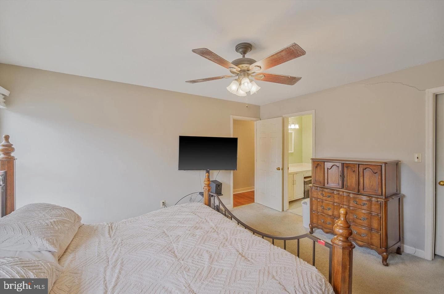 105 Huckleberry Drive photo 14