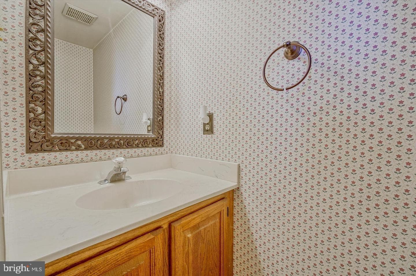105 Huckleberry Drive photo 18