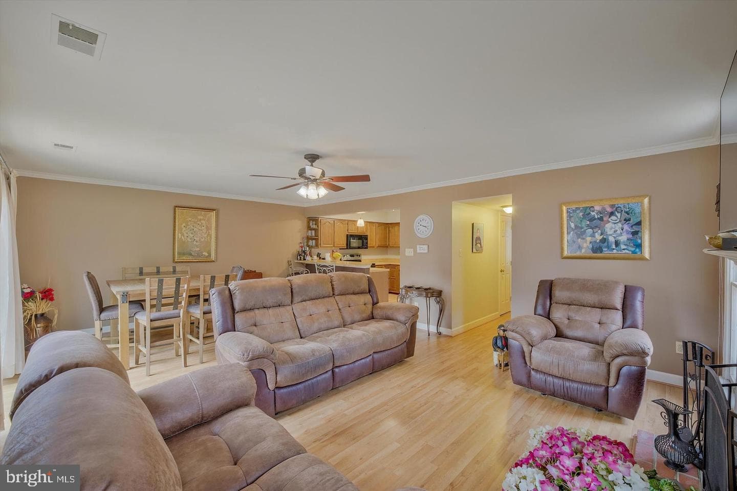 105 Huckleberry Drive photo 6
