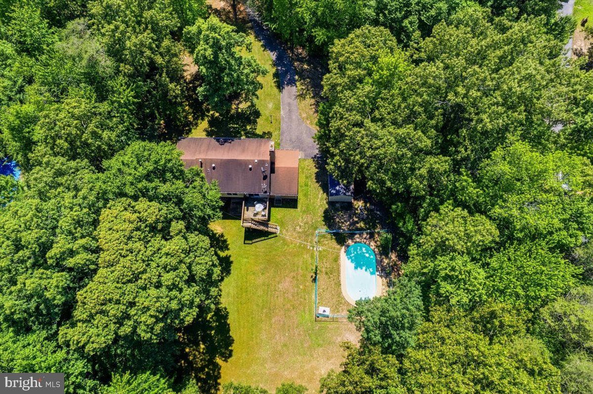 6350 Bryantown Drive photo 13