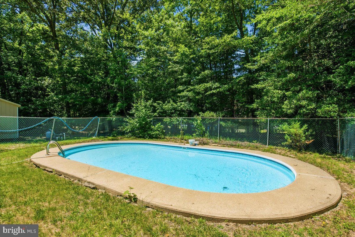 6350 Bryantown Drive photo 21