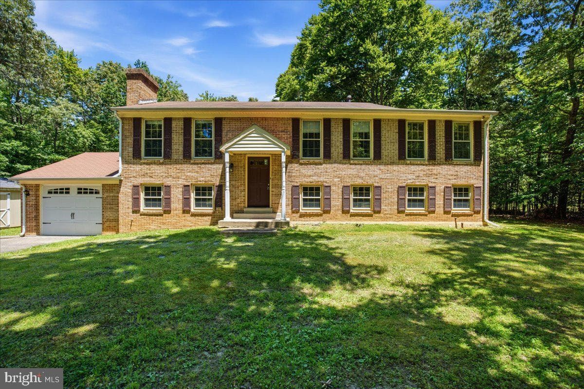 6350 Bryantown Drive photo 3