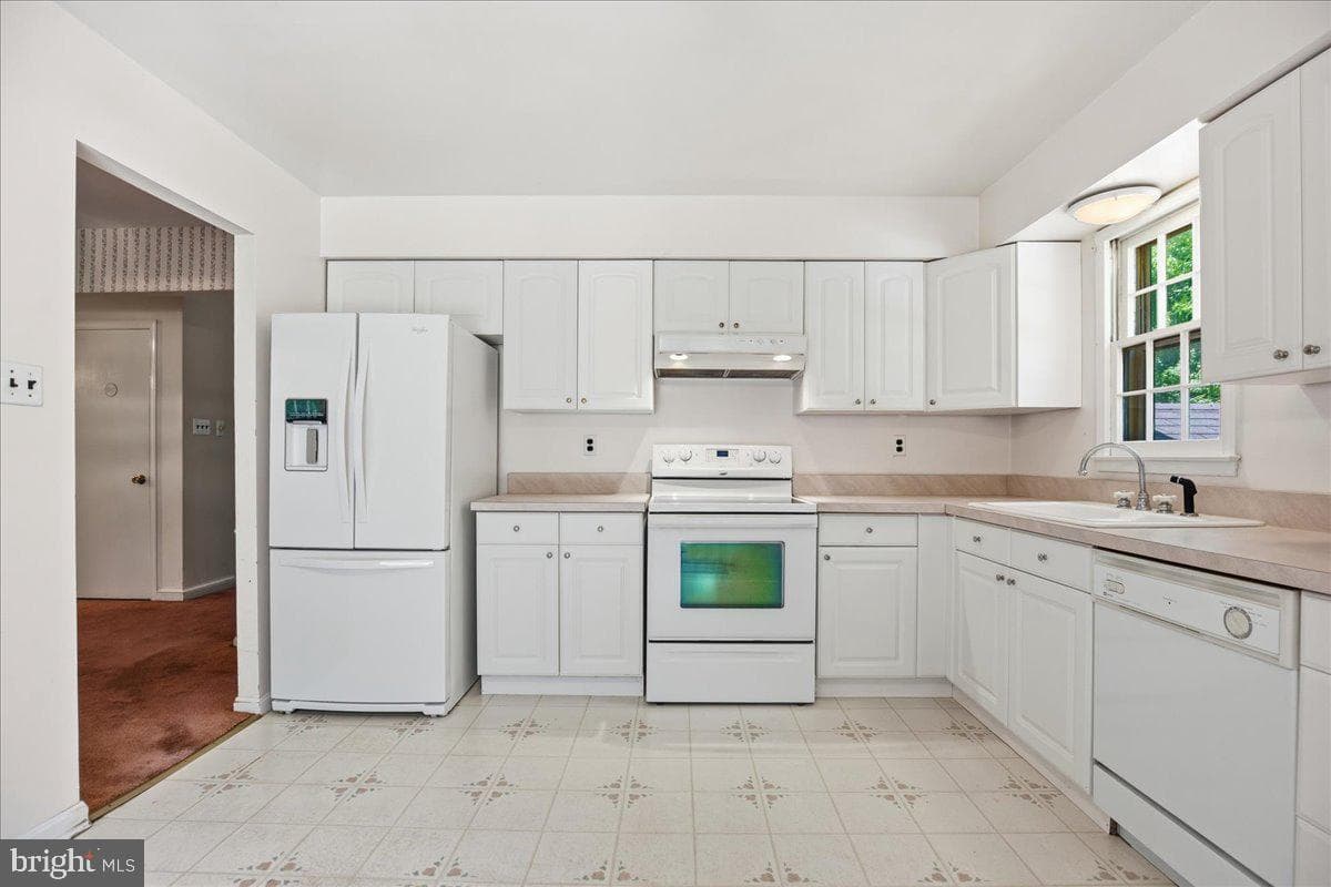 6350 Bryantown Drive photo 33