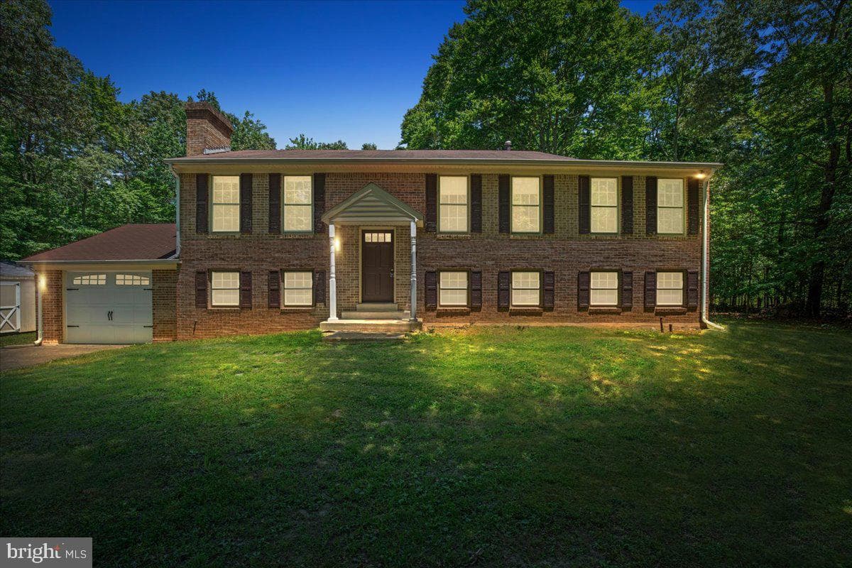 6350 Bryantown Drive photo 8